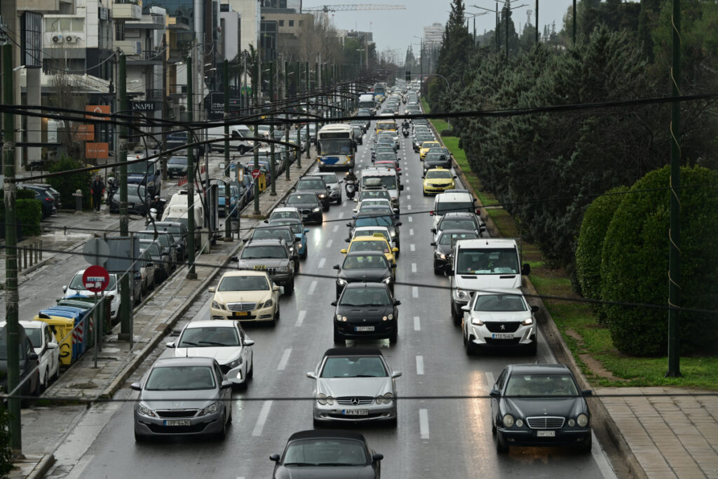 Καθαρά Δευτέρα: Τα μέτρα της Τροχαίας για την επιστροφή των εκδρομέων του τριημέρου