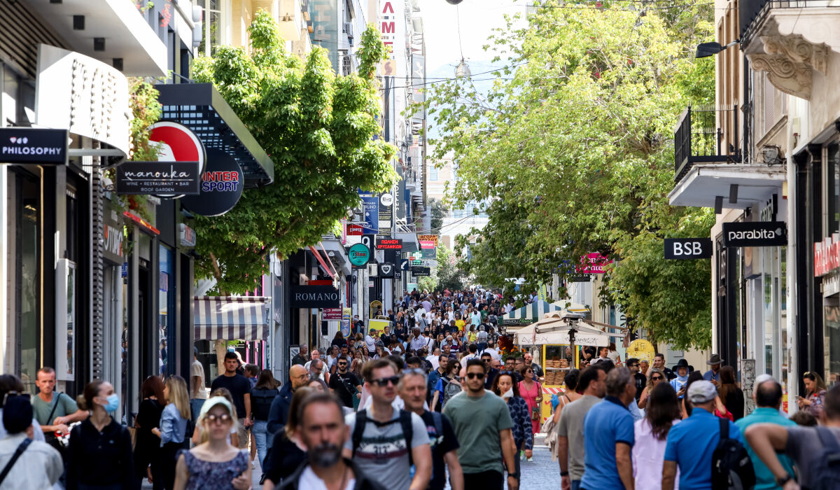 Πάσχα 2024: Το εορταστικό ωράριο τη Μ. Εβδομάδα – Η Κυριακή με ανοιχτά μαγαζιά