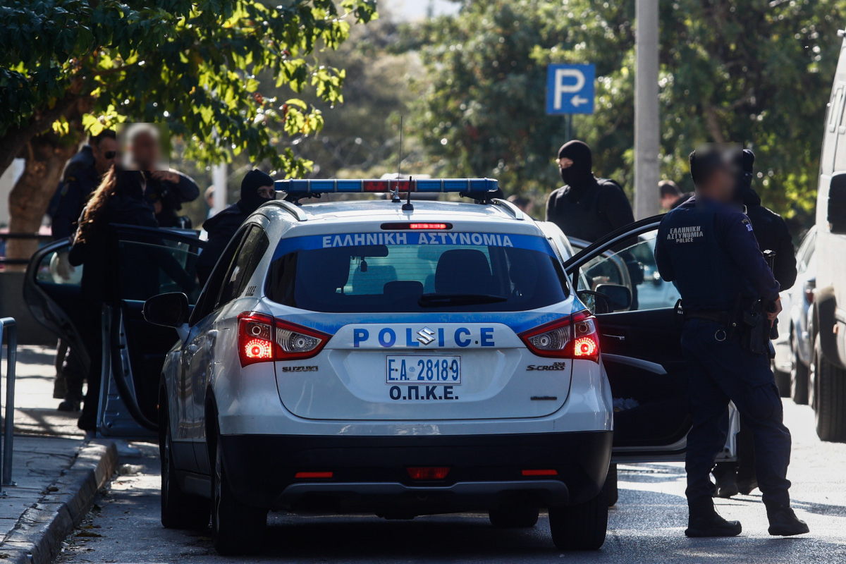 Έκρηξη στους Αμπελόκηπους – Δικηγόρος 26χρονου: «Δεν προκύπτουν οι πράξεις που του αποδίδονται»