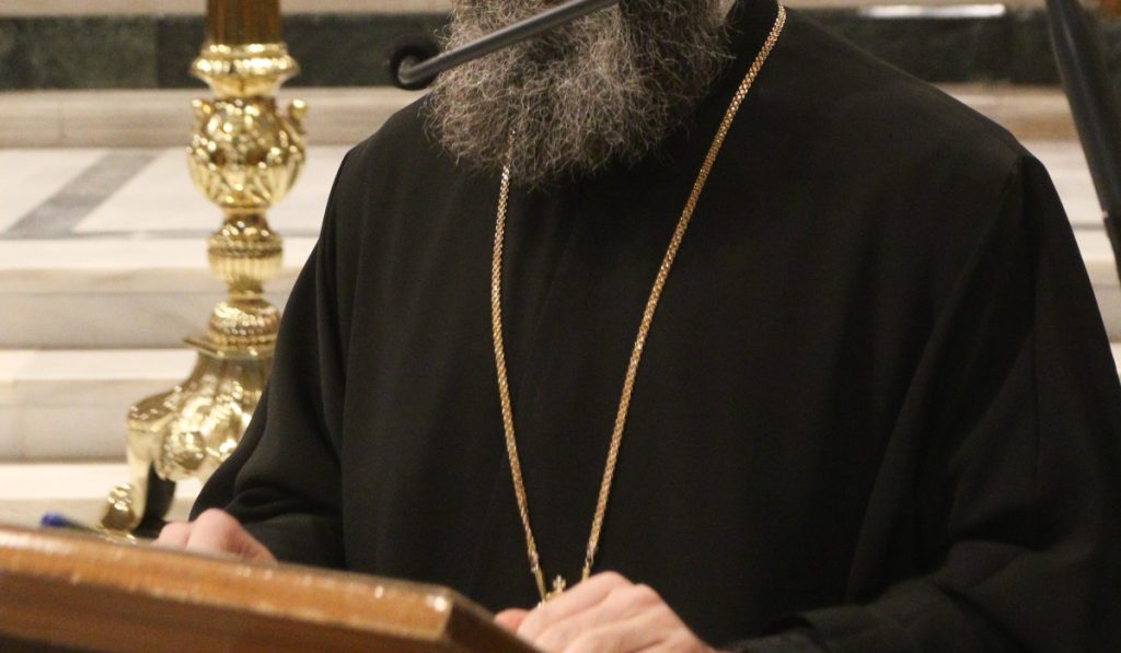 Αιγάλεω: Ιερέας ξυλοκόπησε εργάτη σε εκκλησία (βίντεο)