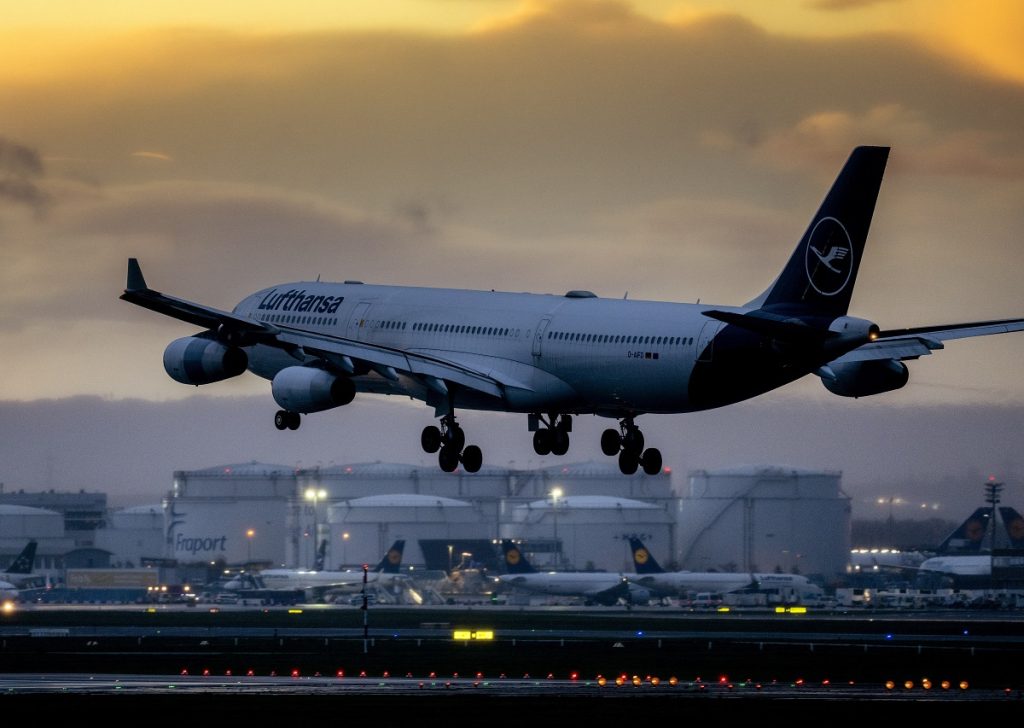 Lufthansa: Τρόμος σε πτήση προς Φρανκφούρτη – Έντεκα τραυματίες από ισχυρές αναταράξεις