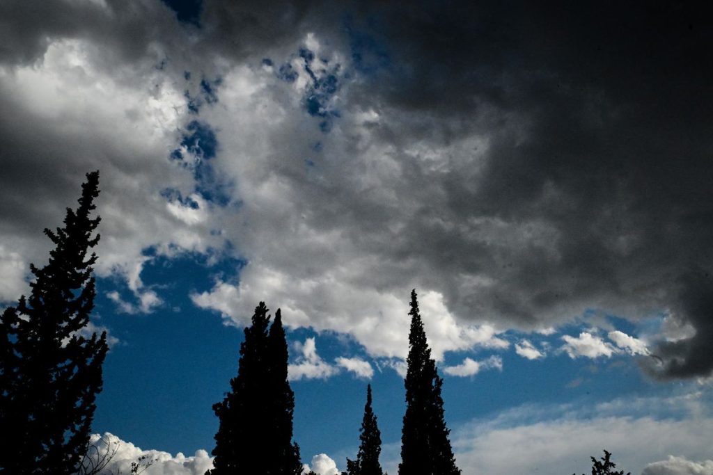 Το είπαν οι μετεωρολόγοι: Φθάνουν οι βροχές – Πότε θα βρέξει στην Αθήνα