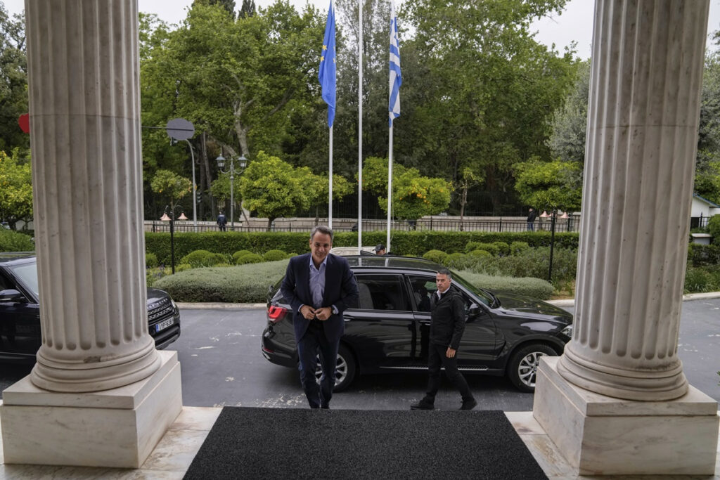 Ποια είναι η αγαπημένη μάρκα αυτοκινήτων των Ελλήνων βουλευτών και πολιτικών αρχηγών