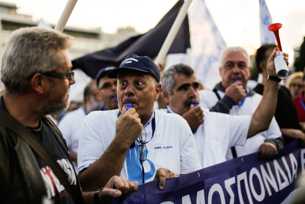 Συντάξεις: Ειδική αναδρομική ρύθμιση για τα… Ειδικά Ταμεία
