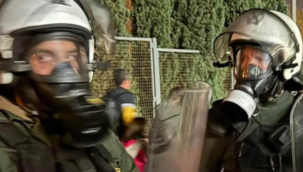 Έρευνα στην Αγγλία για τη στάση της ελληνικής αστυνομίας στο ΟΑΚΑ: «Μας συμπεριφέρθηκαν σαν ζώα»
