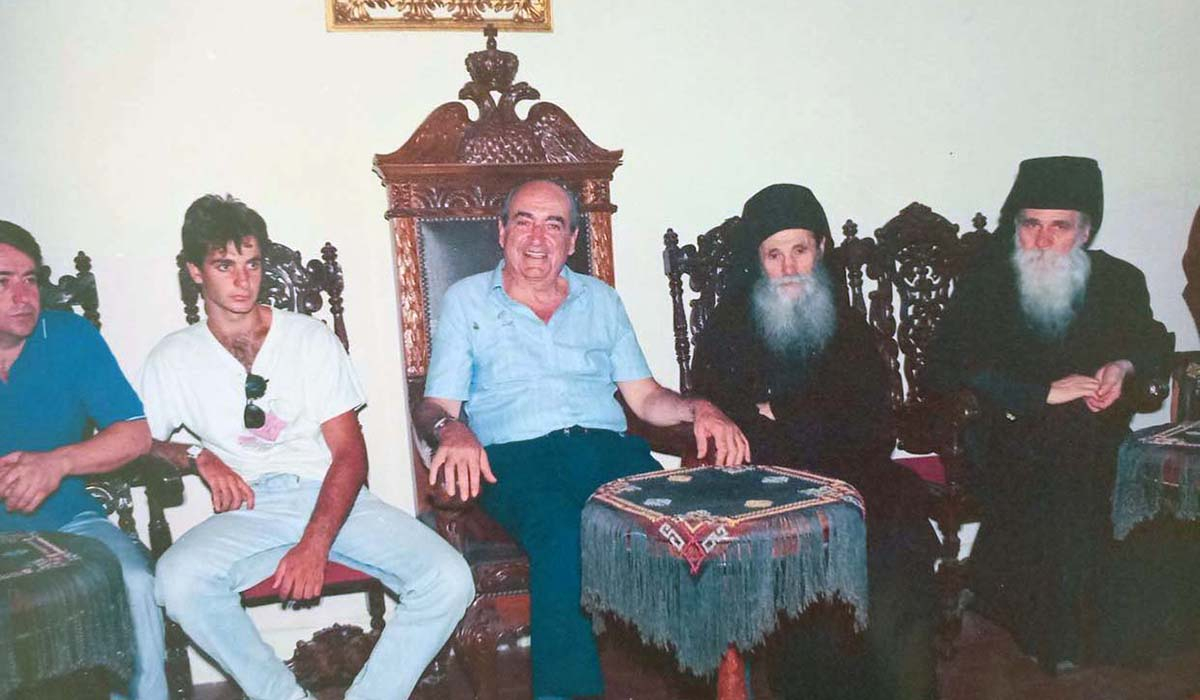 Όταν ο Μητσοτάκης επισκέφθηκε για πρώτη φορά το Άγιο Όρος, σε ηλικία 18 ετών