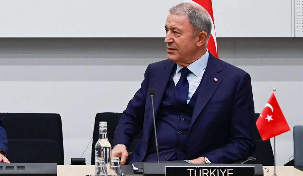 Στο «στόχαστρο» του Ακάρ τα ελληνικά εξοπλιστικά προγράμματα: Θέλουν να πλήξουν την ειρήνη