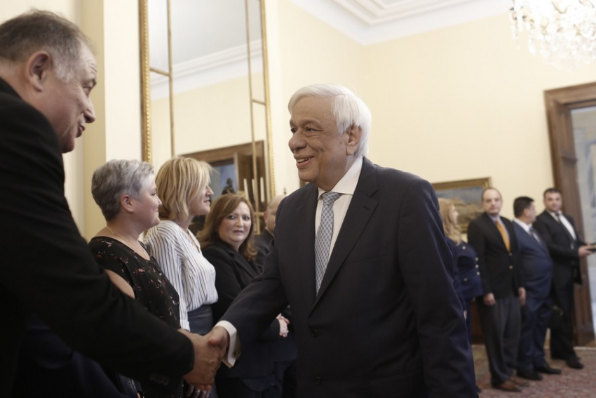 Δεύτερες σκέψεις για την Προεδρία της Δημοκρατίας και τον Παυλόπουλο