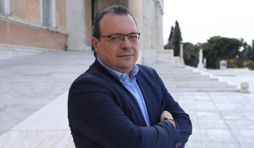 Φάμελλος: «Να σταθούμε δίπλα σε όσους και όσες είναι μόνοι και έχουν ανάγκη»