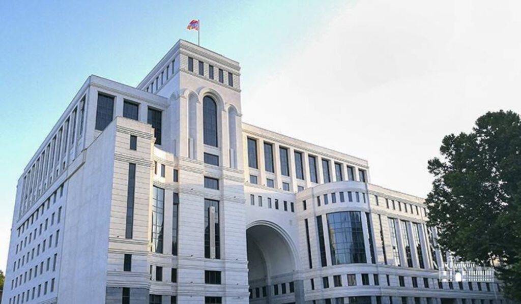Αρμενία: Το Αζερμπαϊτζάν στοχεύει στη διακοπή των διαπραγματεύσεων με τη χρήση βίας