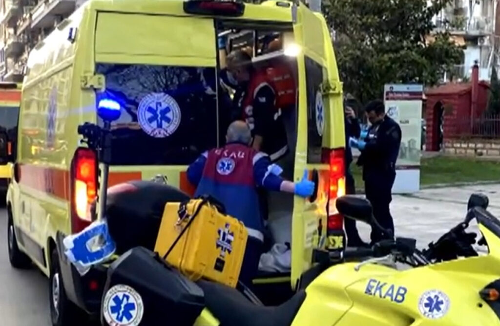Τυρόπιτα έστειλε 54χρονη στη ΜΕΘ νοσοκομείου στη Θεσσαλονίκη