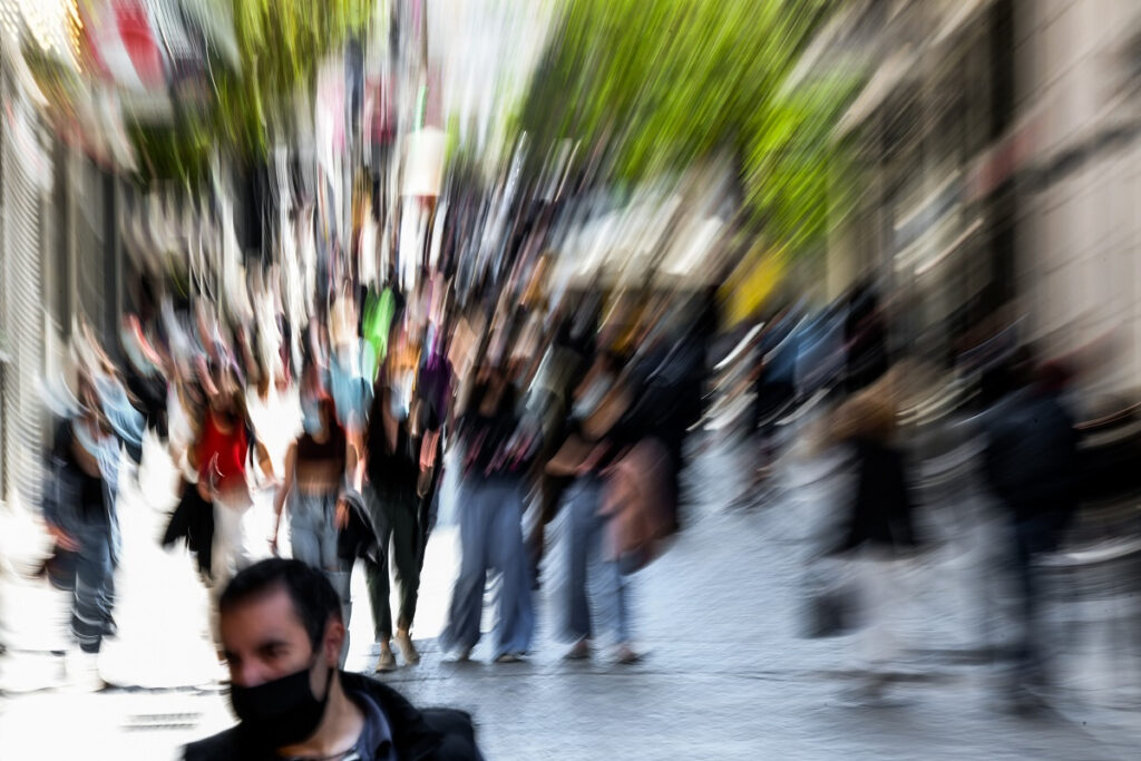 Πώς θα εξελιχθεί η πανδημία τον Οκτώβριο: SOS και ανησυχία για την Αττική