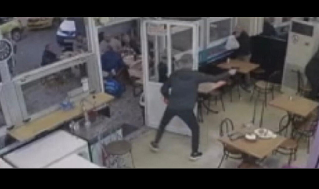 Πυροβολισμοί στα ΚΤΕΛ Κηφισού: Βίντεο-ντοκουμέντο με το «χτύπημα» του δράστη