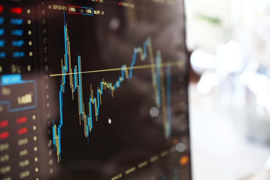 Έσπασε το φράγμα του 1% η απόδοση του 10ετούς ομολόγου