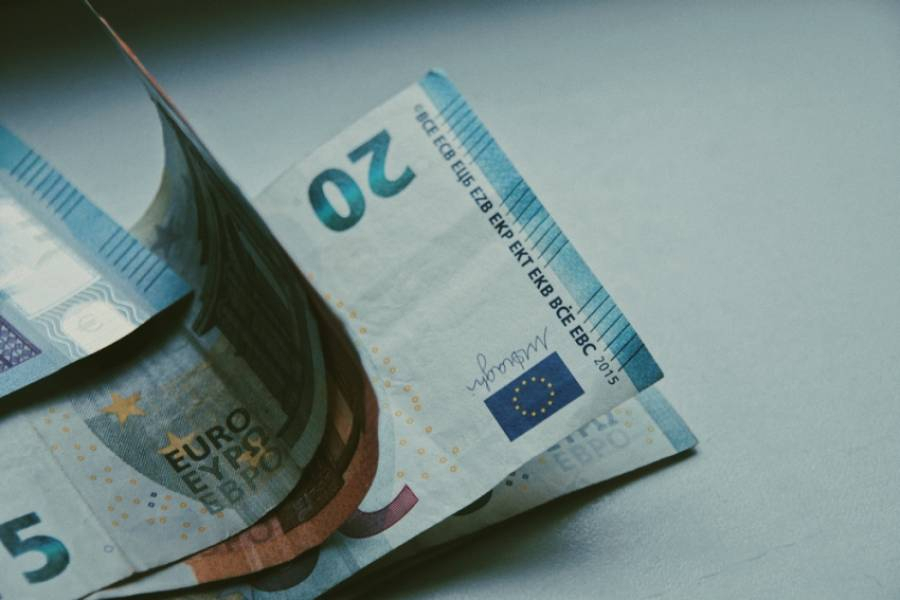 Συμβασιούχοι: Βγάζουμε εθελοντικά όλες τις συντάξεις σε 6 μήνες