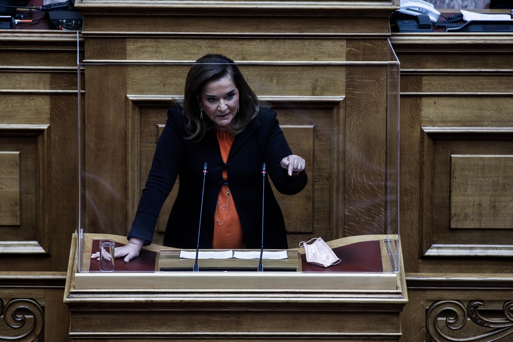 Μπακογιάννη: Ο Μάας έμεινε μουγγός ή χάθηκε στη μετάφραση;