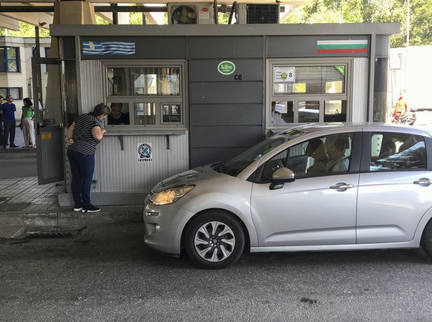 Ο χαμός στην Αλβανία με τον κορονοϊό έφερε νέα μέτρα και αυστηρό έλεγχο στα σύνορα