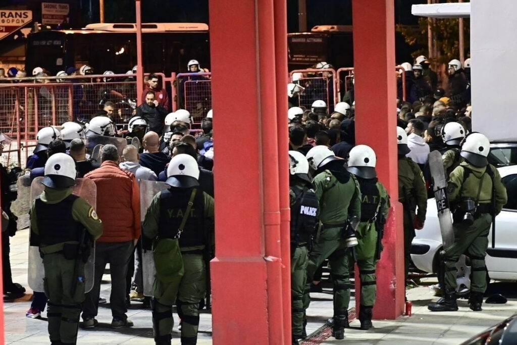 Ρέντη: Συνελήφθη και ομολόγησε ο δράστης της επίθεσης στον αστυνομικό – 18χρονος οργανωμένος οπαδός από το Ίλιον