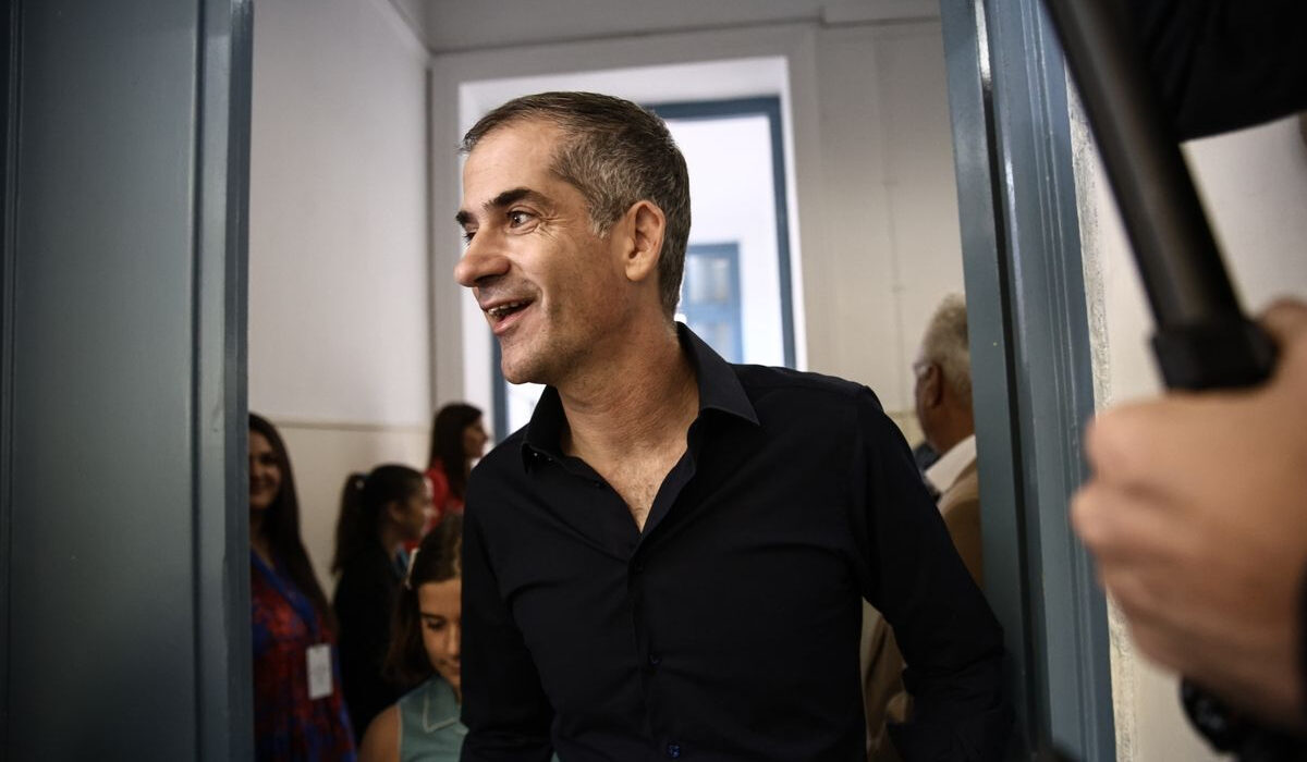 Ετοιμάζει βαλίτσες για ΗΠΑ ο Κώστας Μπακογιάννης