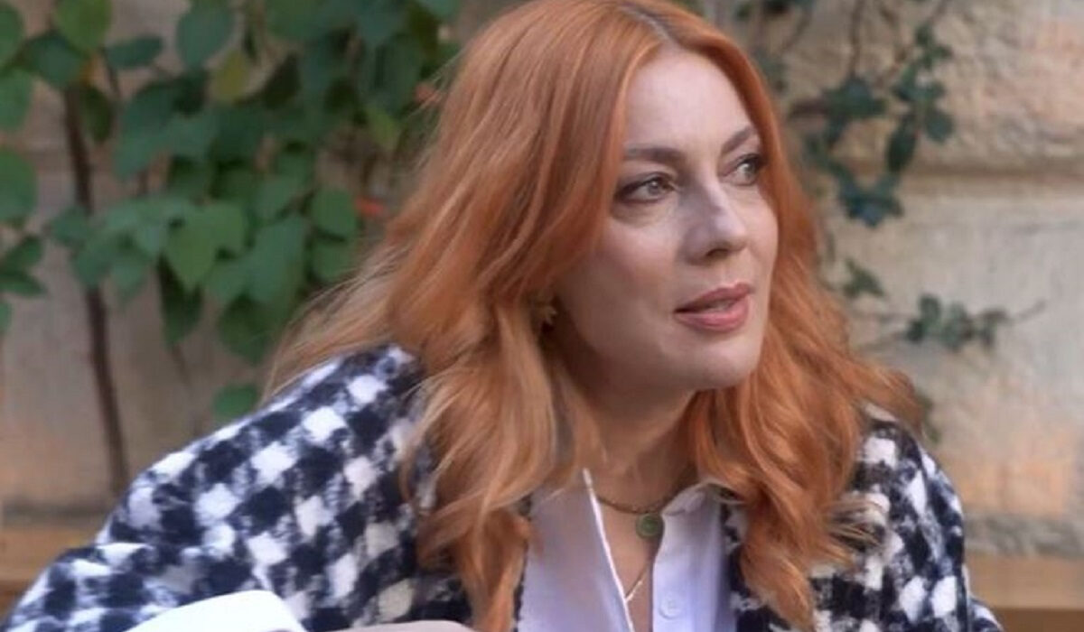 Σμαράγδα Καρύδη για τον πατέρα της: «Το χειρότερο ήταν να τον βλέπω να υποφέρει, δεν αντέχεται»