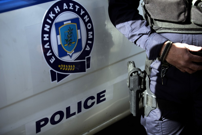 Κορωπί: Ενέδρα ληστών σε επιχειρηματία – Άρπαξαν τσάντα με 120.000 ευρώ