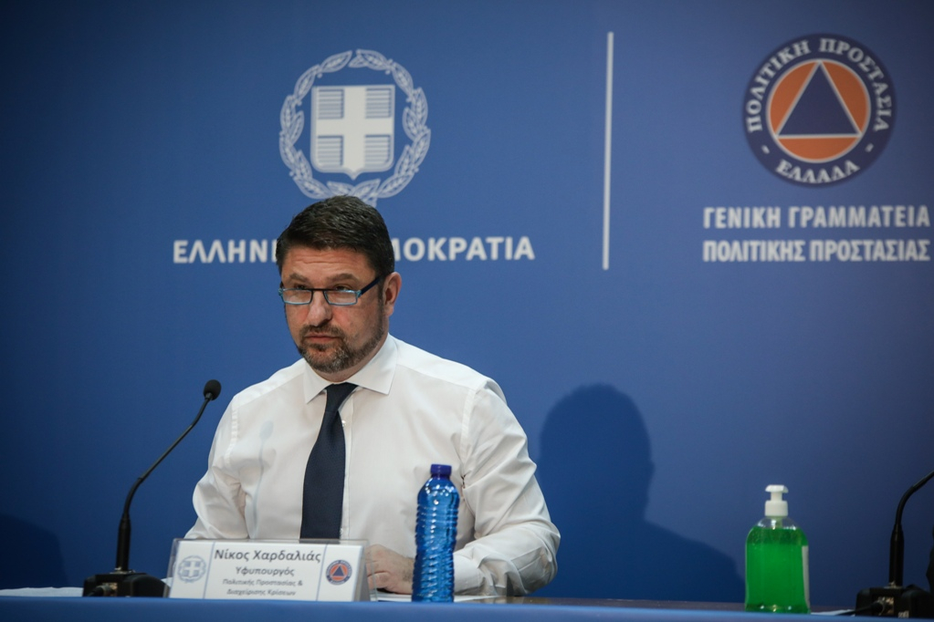 Φωτιές: Έκτακτα μέτρα, απαγορεύσεις και πρόστιμα ανακοίνωσε ο Χαρδαλιάς