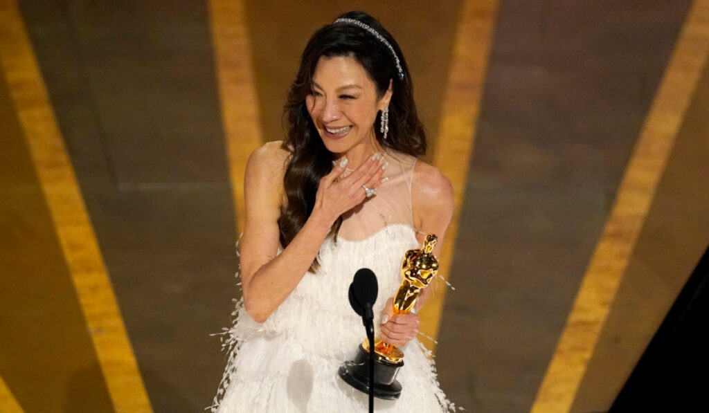 Όσκαρ 2023: Η Michelle Yeoh η πρώτη Ασιάτισσα που κερδίζει βραβείο Α’ Γυναικείου Ρόλου