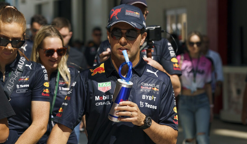 F1: 5+1 «περίεργοι» κανόνες που επιβάλλουν οι ομάδες στους οδηγούς