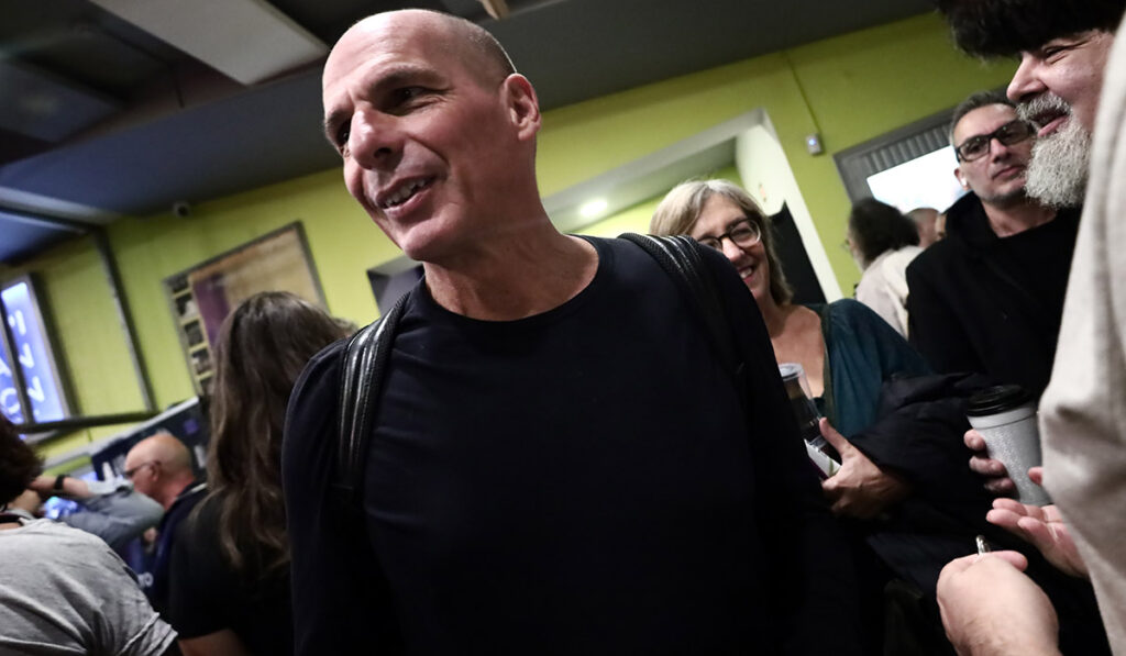 Ο Βαρουφάκης μηνύει το γερμανικό κράτος: «Ο Μητσοτακισμός έχει επεκταθεί»