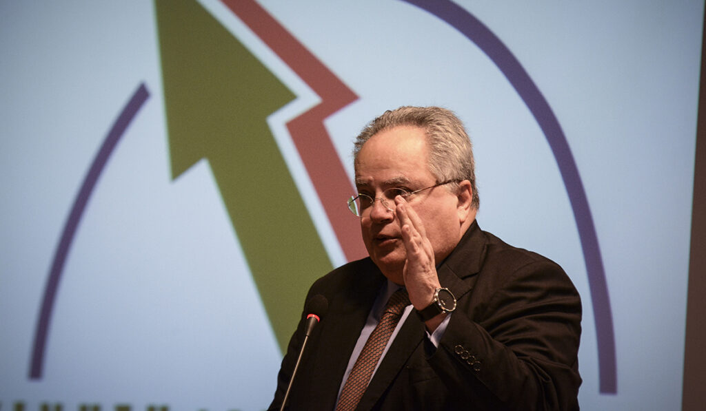 Επιστολή του Νίκου Κοτζιά στα κόμματα του προοδευτικού χώρου για τον έλεγχο των μυστικών υπηρεσιών