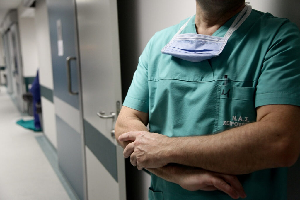 Προσωπικός γιατρός: Το κίνητρο των 40.000 ευρώ και ο δωρεάν παιδίατρος – Οι 7 αλλαγές