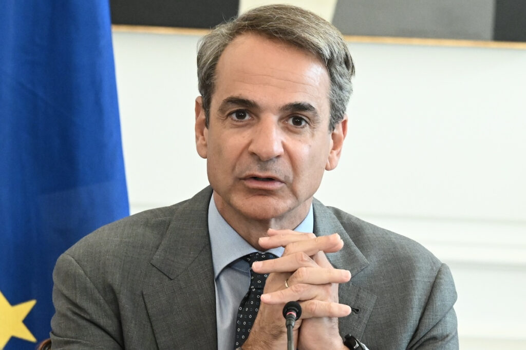 Με «συνταγή Θάτσερ» ο Μητσοτάκης – Σκέψεις για «λουκέτο» μέχρι νεωτέρας στο επαγγελματικό ποδόσφαιρο