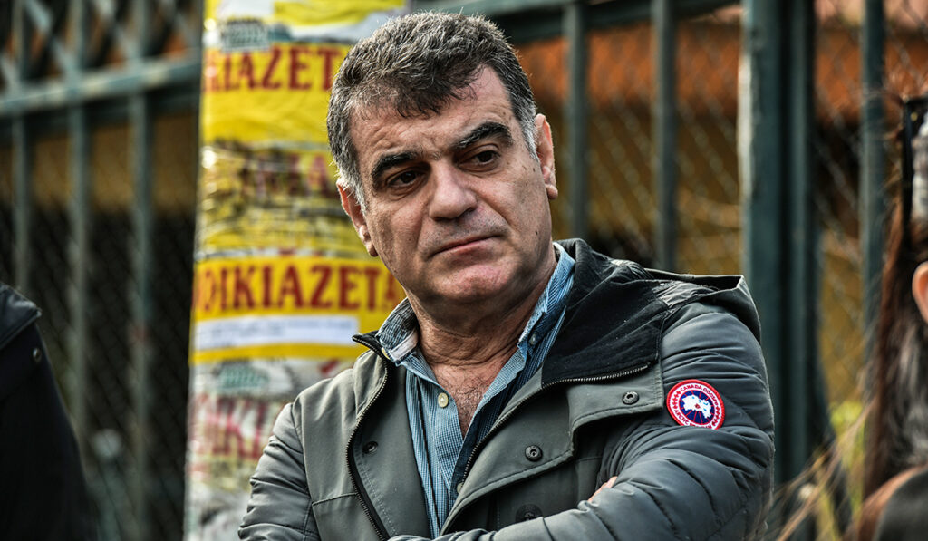 Το Documento καταγγέλλει: Στη φάκα γυναίκα δημοσιογράφος που έστελνε συκοφαντικές επιστολές εναντίον του