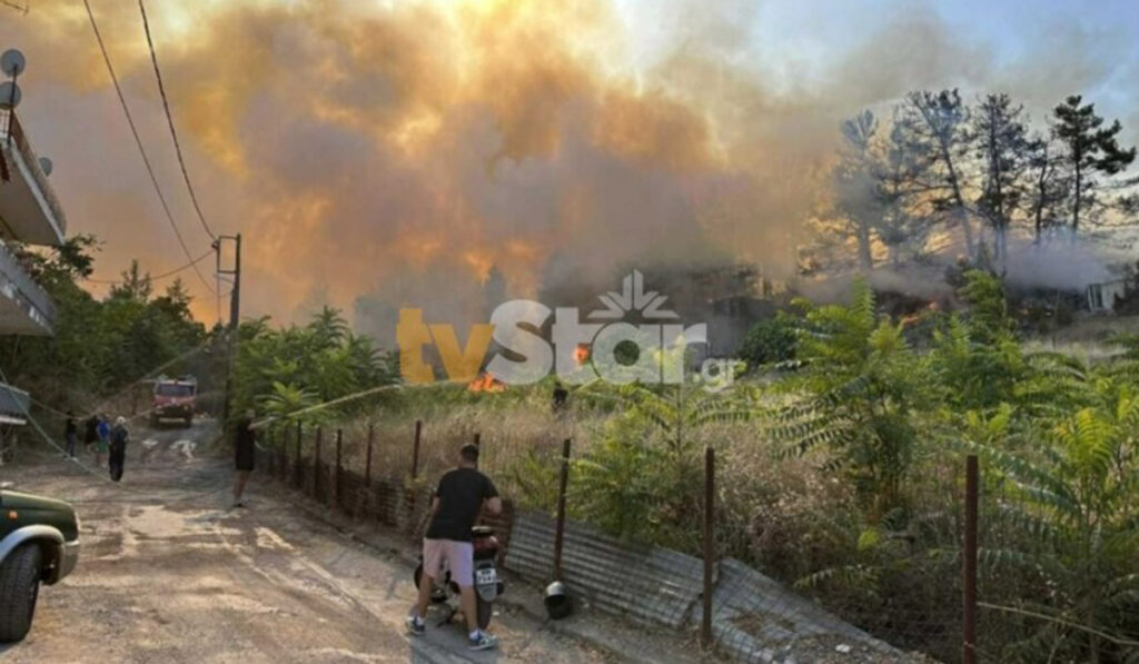 Μία σύλληψη για τη χθεσινή φωτιά στη Θήβα – Έβαλε φωτιά στο αυτοκίνητό του και στο σπίτι του