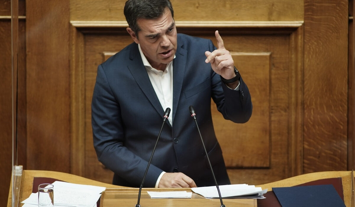 Γιατί η αλλαγή του εκλογικού νόμου ευνοεί τον Τσίπρα