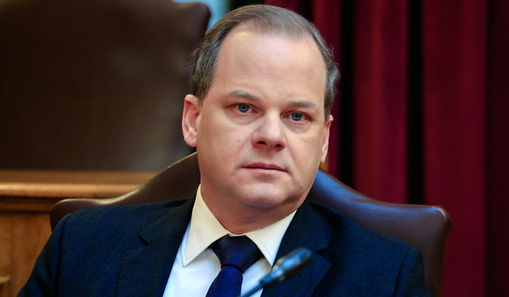 Καραμανλής για Τέμπη: Η σκέψη μου δεν θα φύγει ποτέ από τους 57 που έχασαν τη ζωή τους