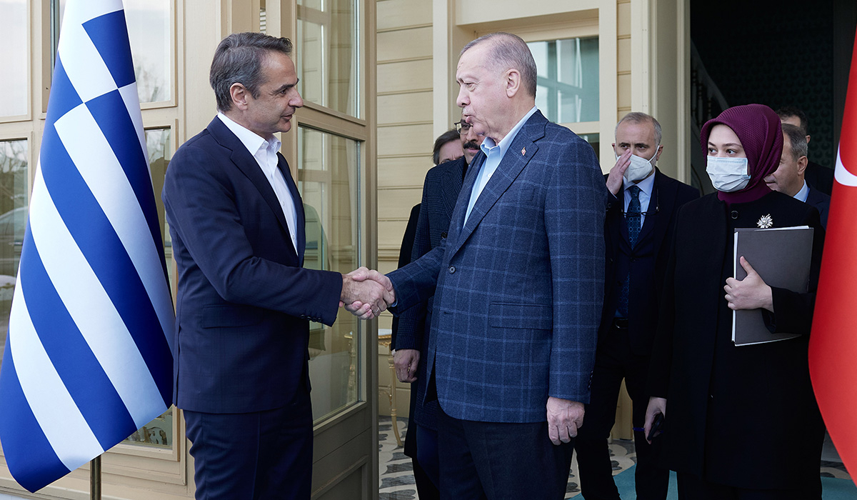 Η εξαγωγή των εσωτερικών προβλημάτων του Ερντογάν και η τακτική του Μαξίμου «να τσατίζει τον Τούρκο»