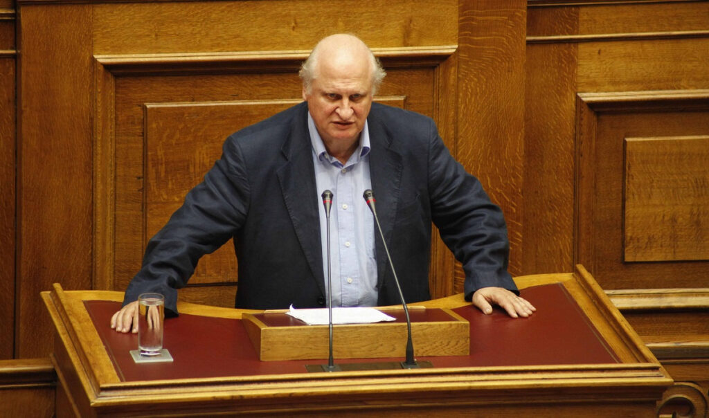 Την Τρίτη η πολιτική κηδεία του Αντώνη Σκυλλάκου