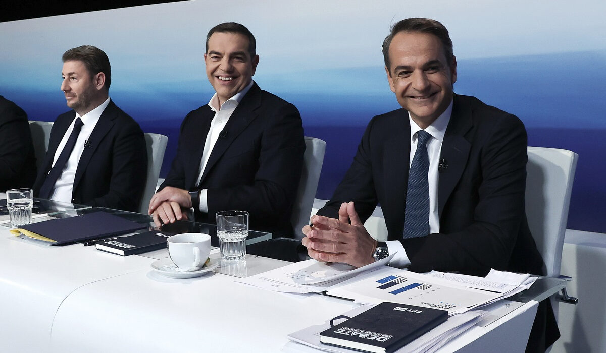 Η «καραμπόλα» της ΝΔ: Χτυπούν το ΠΑΣΟΚ για να πλήξουν τον ΣΥΡΙΖΑ