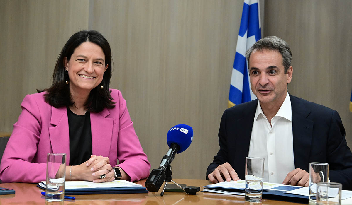 Μητσοτάκης: Ισχύει η δέσμευσή μας ότι ο κατώτατος μισθός θα φτάσει τα 950 ευρώ στο τέλος της 4ετίας