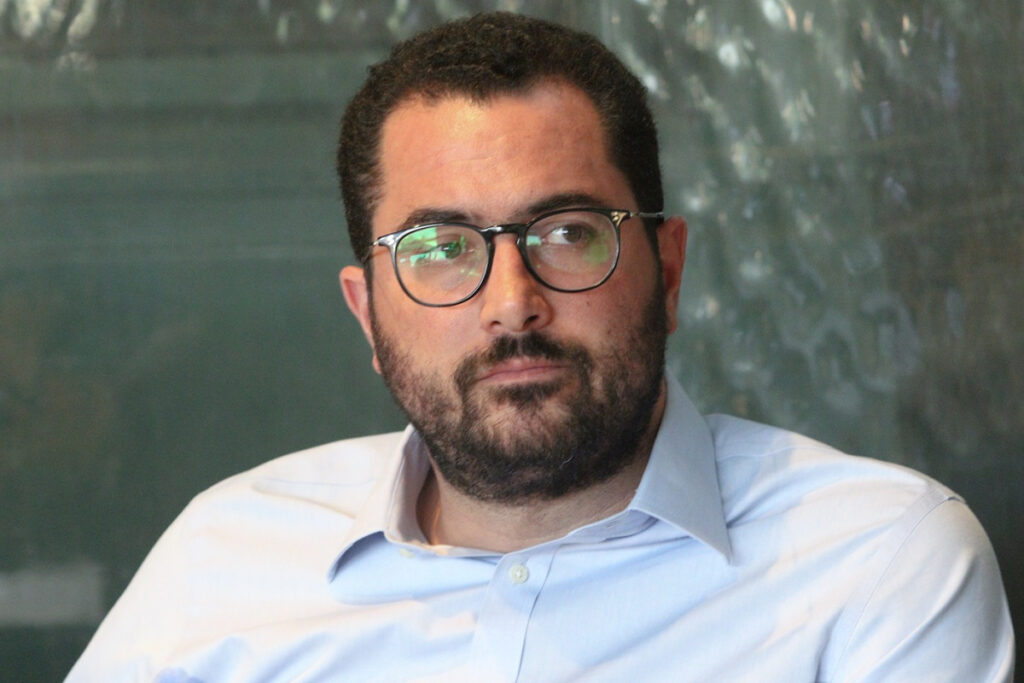 Ανδρέας Σπυρόπουλος: Προσγείωση