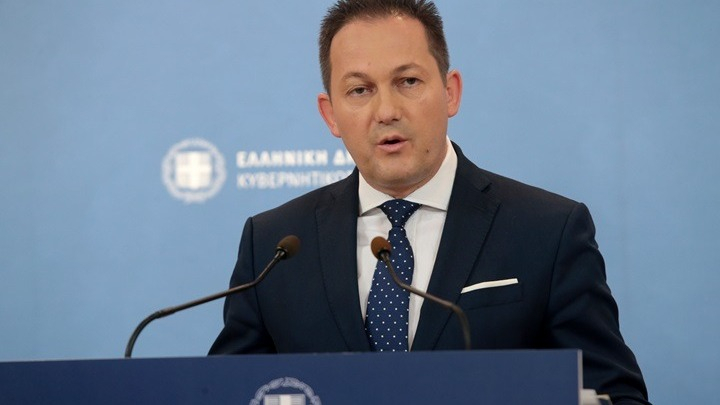 Επιμένει ο Πέτσας: Οι αποφάσεις του ΣΥΡΙΖΑ έβγαλαν από τη φυλακή τον Κορκονέα