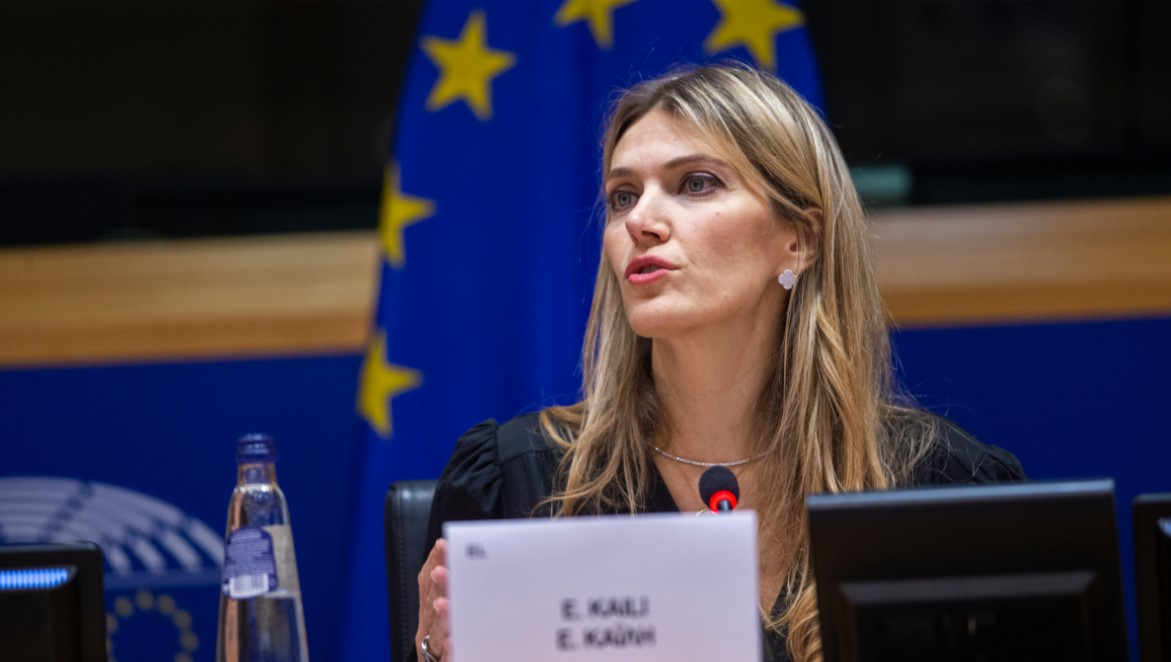 «Η Καϊλή ζούσε σαν σταρ, σε γιοτ και σε λαμπερά νυχτερινά μαγαζιά»- Financial Times
