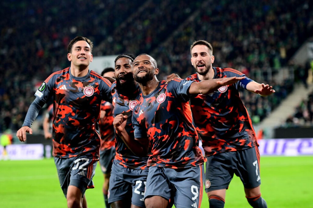 «Καμπάνα» UEFA στον Ολυμπιακό για τον αγώνα κόντρα στη Φερεντσβάρος