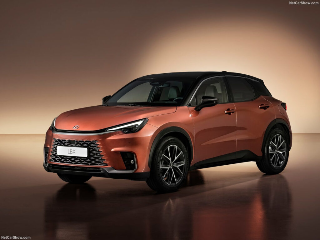 Lexus LBX Hybrid: Ένα SUV για τη γενιά των Social Media