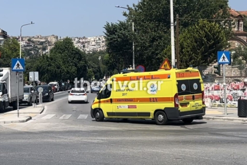 Αγωνία για τον 4χρονο που κατέρρευσε σε παραλία της Χαλκιδικής – Νοσηλεύεται διασωληνωμένος