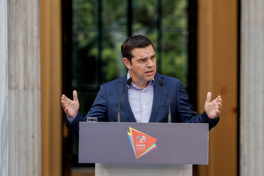 «Μένουμε Όρθιοι 2»: Στο 100% οι μισθοί, μειώσεις φόρων και απευθείας ρευστότητα στις επιχειρήσεις