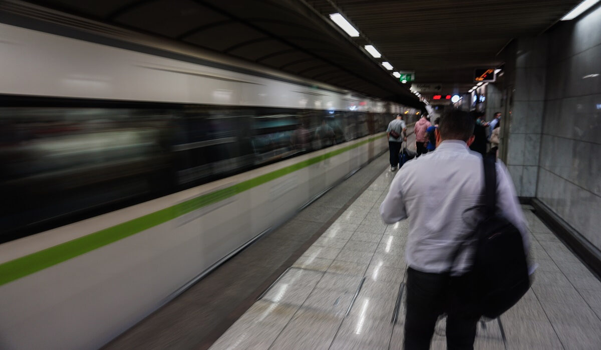 Πάσχα 2024: Πως κινούνται τα ΜΜΜ μέχρι τη Μ. Τρίτη -Τι ισχύει με μετρό, προαστιακό, λεωφορεία