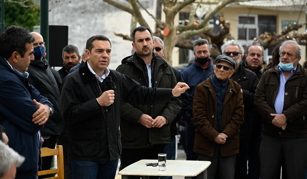 Τσίπρας: Θα αναλάβουμε πάλι τη βαριά ευθύνη, αφού θα δραπετεύσει ο πρωθυπουργός της δικαιολογίας