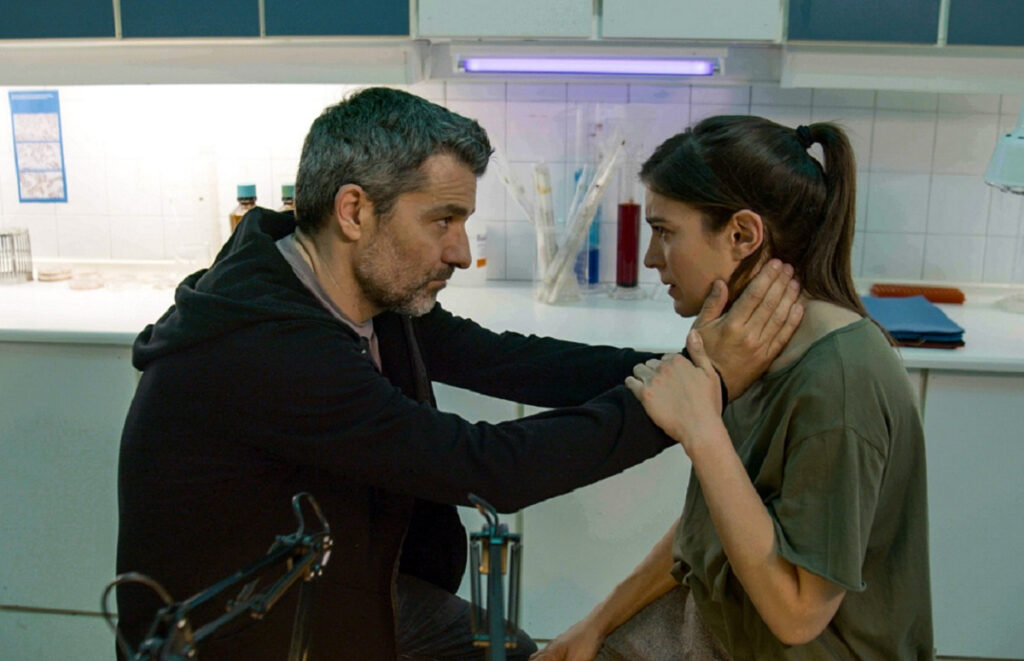Παγιδευμένοι spoiler: «Θα έδινα τα πάντα για να είμαι εκεί δίπλα σου» – Το μεγάλο φινάλε